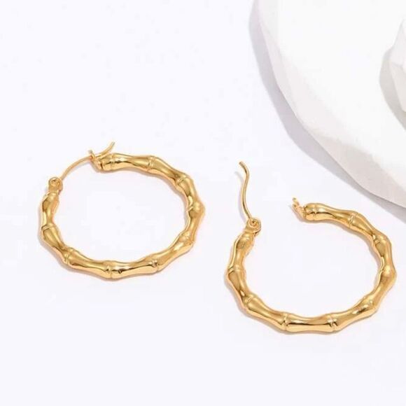 NWT 18k Gold Plated Bamboo Hoops - Picture 3 of 4
